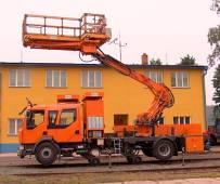 RENAULT MIDLUM TRAMLINER TRIO - TP - Road-Rail vehicles, insulated elevating platform